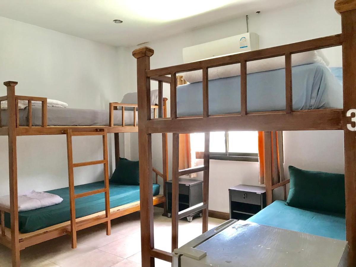 Hiranyika Cafe & Bed Hostel Koh Samui Exterior photo